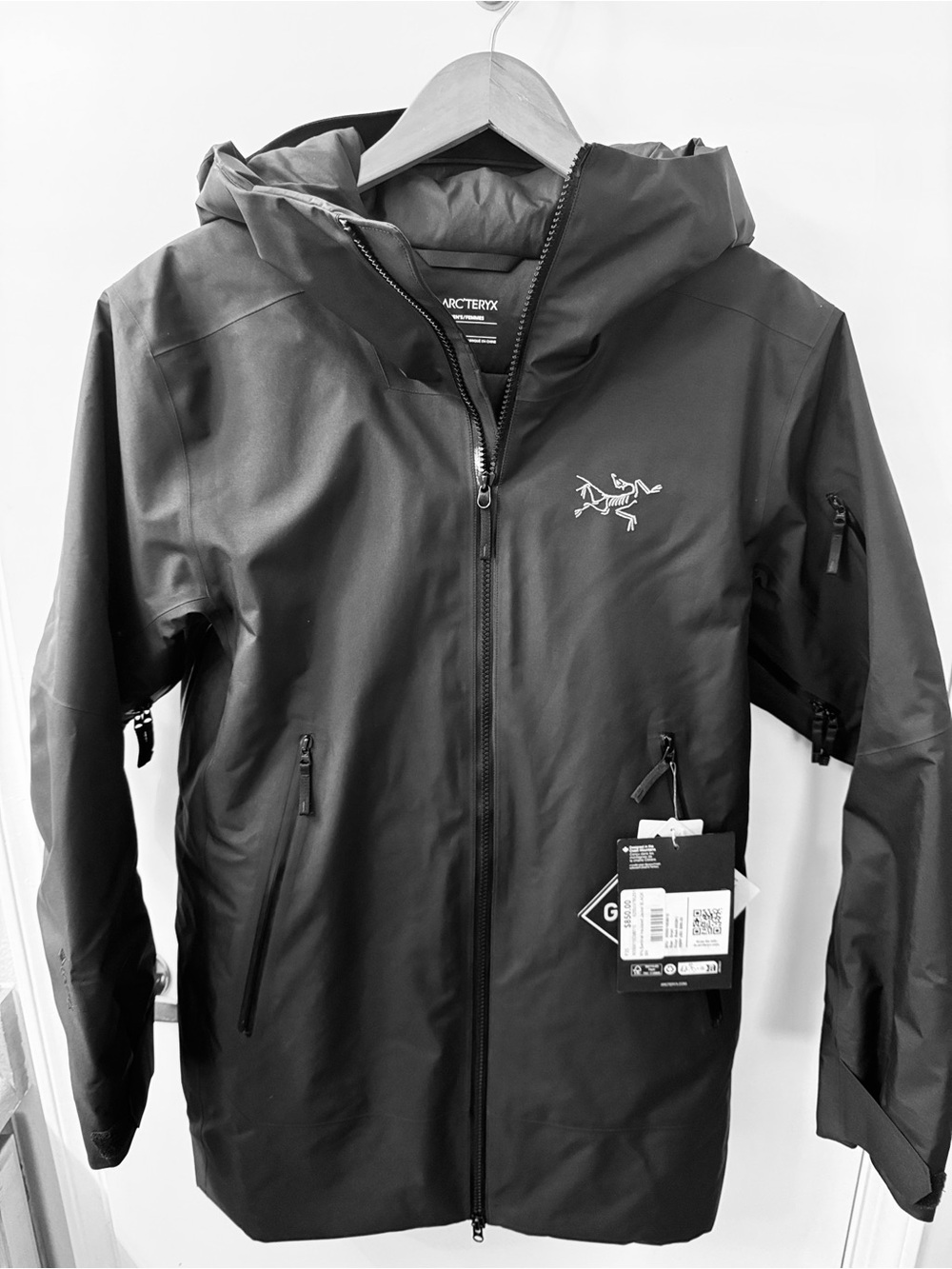 Arc'teryx Women's NWT Sentinel Insulated GoreTex Ski Jacket $850 Black Small